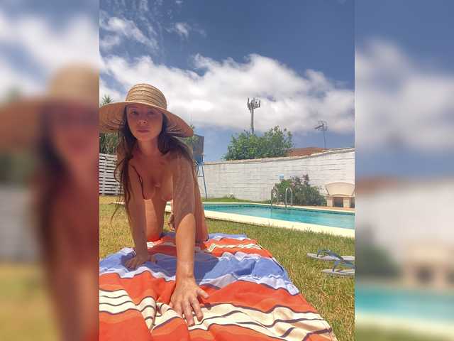 miss-milka live cam on BongaCams