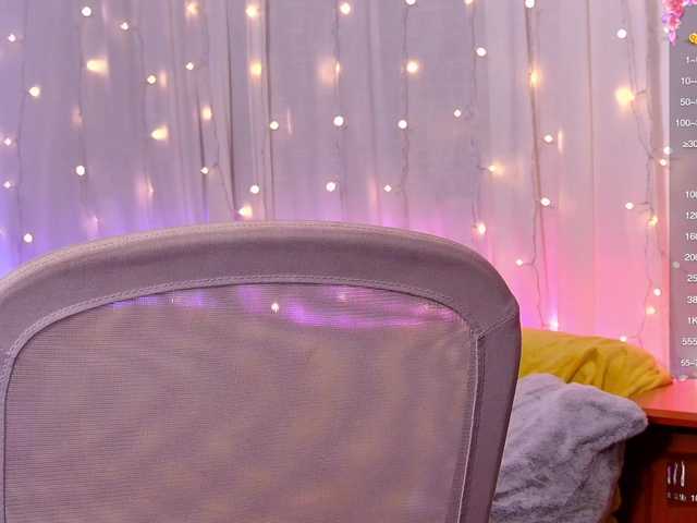 Miss_Milka live cam preview