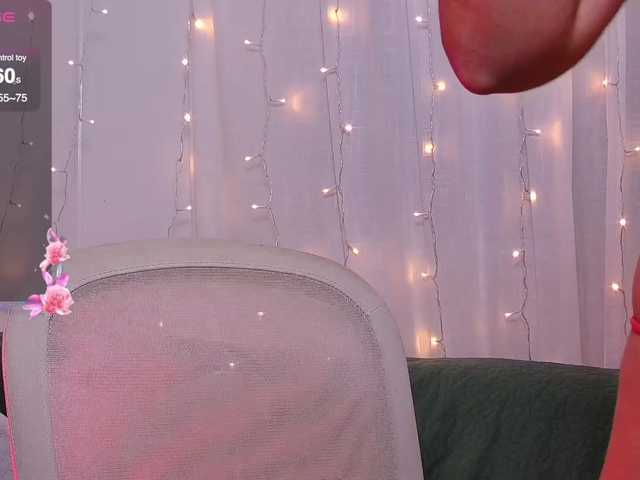 miss-milka live webcam show
