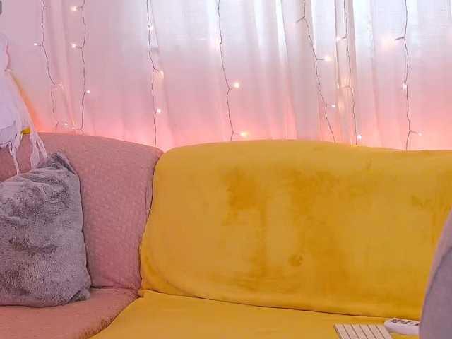 miss-milka live cam on BongaCams