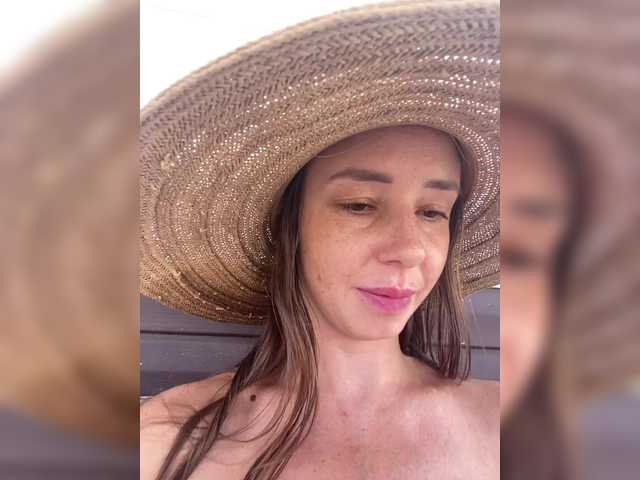 miss-milka live cam on BongaCams