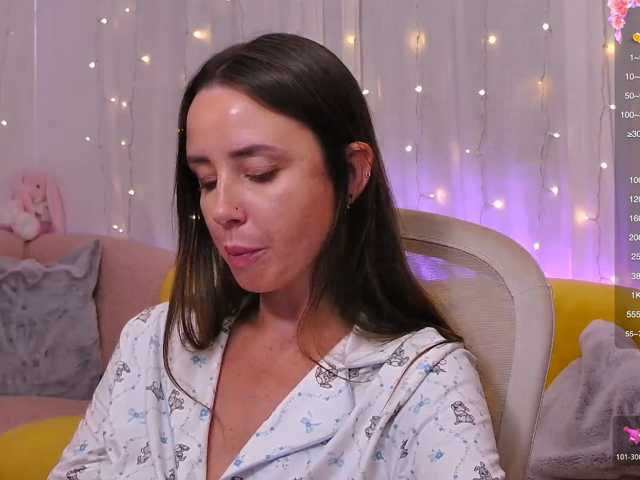 Miss_Milka live cam preview