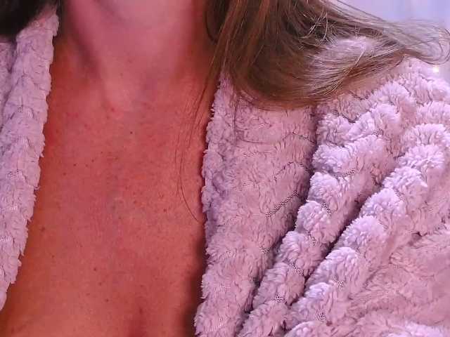 miss-milka live cam on BongaCams