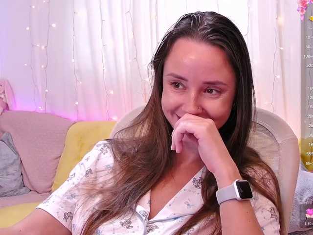 Miss_Milka live cam preview