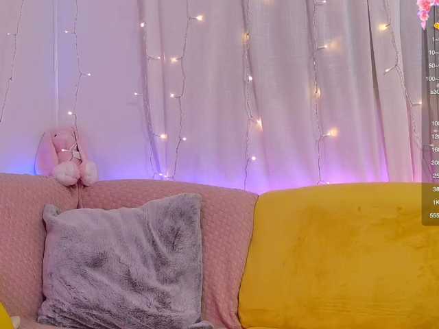 miss-milka live cam on BongaCams