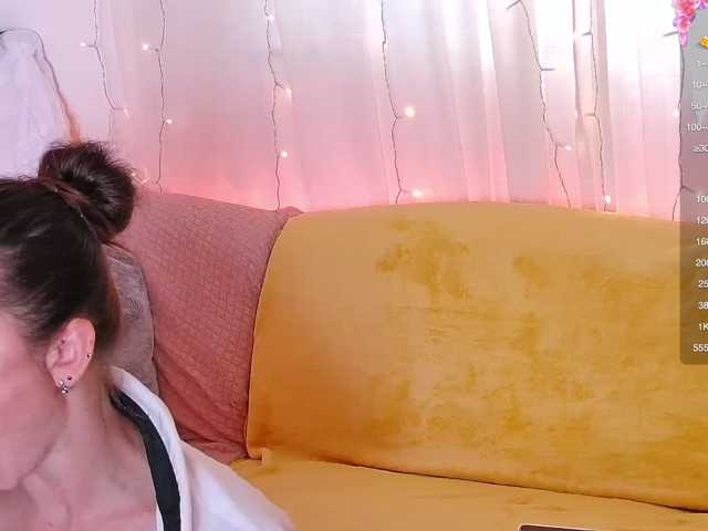 miss-milka live cam on BongaCams