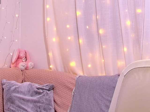 miss-milka live cam on BongaCams