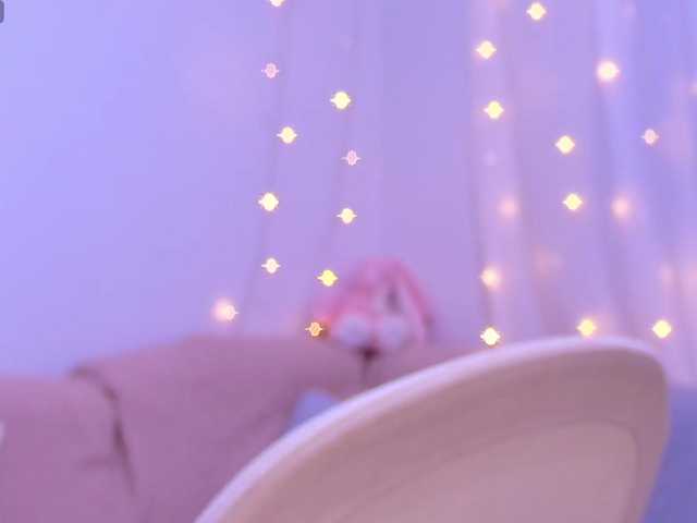 miss-milka live cam on BongaCams
