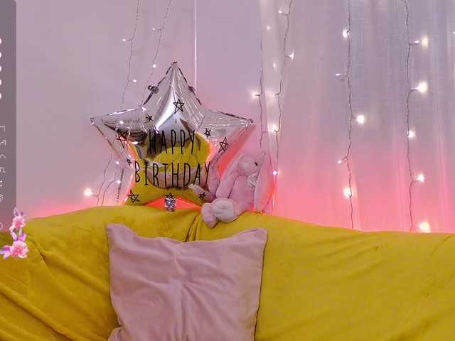 miss-milka live cam on BongaCams