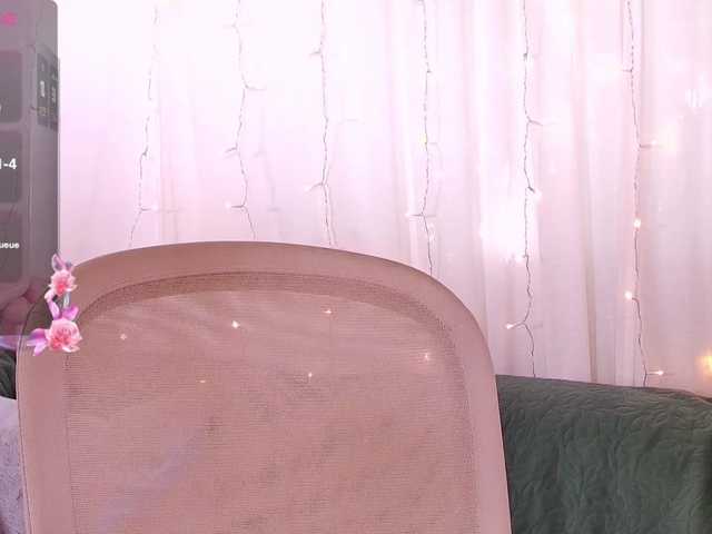 miss-milka live webcam show