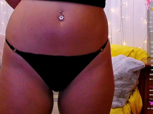 miss-milka live cam on BongaCams
