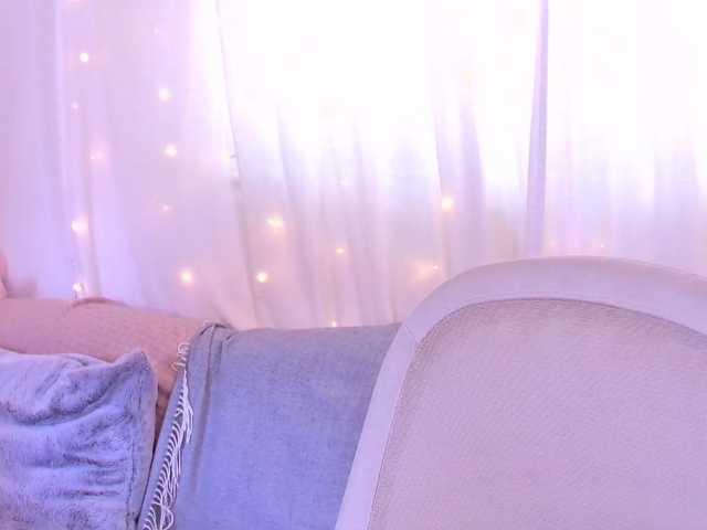 miss-milka live cam on BongaCams