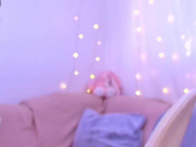 miss-milka live cam on BongaCams