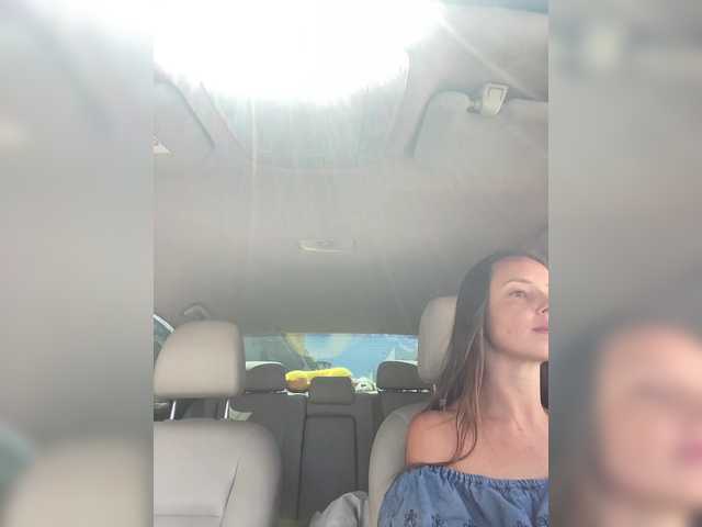 miss-milka live cam on BongaCams