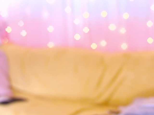miss-milka live cam on BongaCams