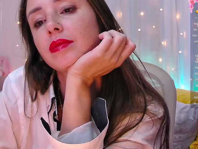 miss-milka live cam on BongaCams