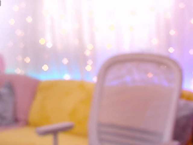 miss-milka live cam on BongaCams