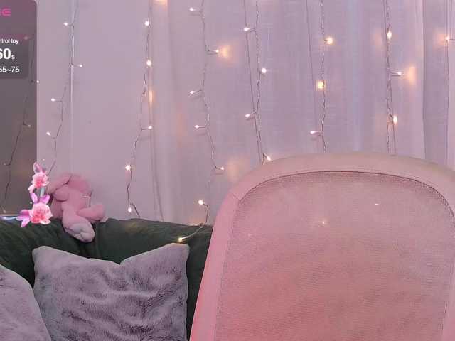 miss-milka live webcam show