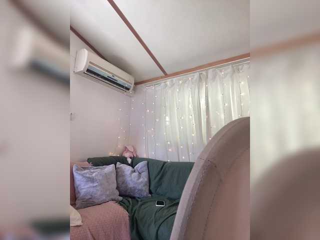 miss-milka live cam on BongaCams
