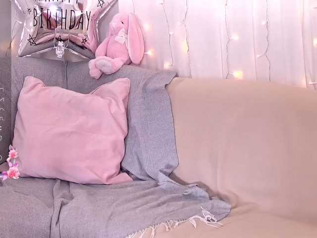 miss-milka live cam on BongaCams