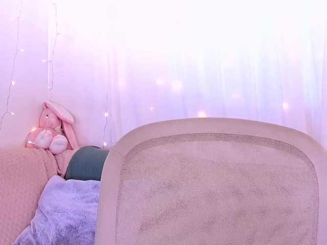 miss-milka live cam on BongaCams