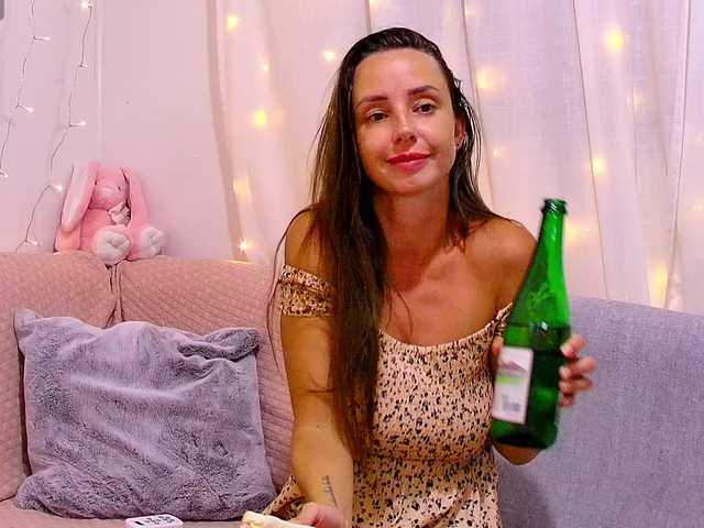 miss-milka live sex show