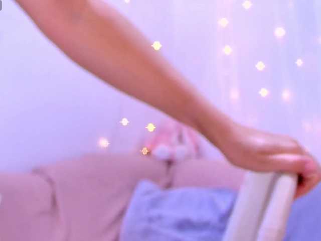 miss-milka live cam on BongaCams