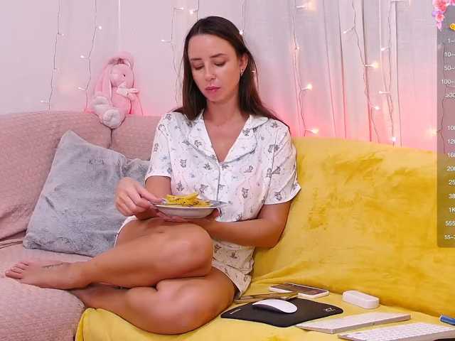 Miss_Milka live cam preview