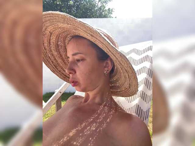 miss-milka live cam on BongaCams