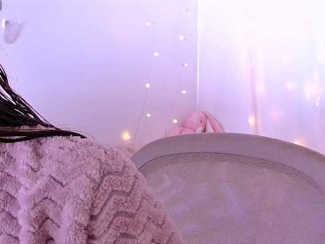 miss-milka live cam on BongaCams