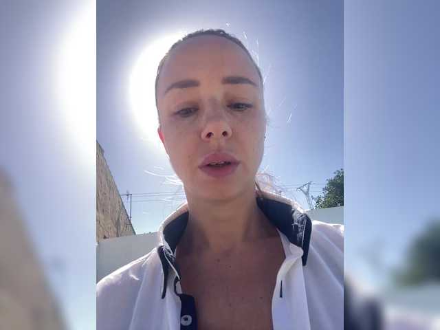 miss-milka live cam on BongaCams