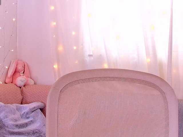 miss-milka live cam on BongaCams
