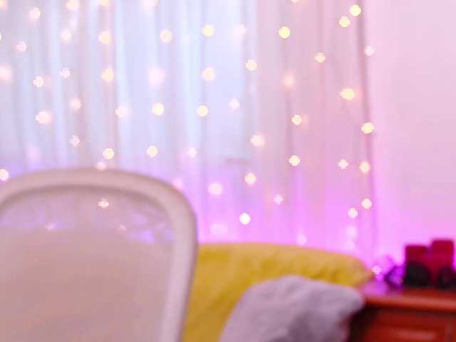Miss_Milka live cam preview
