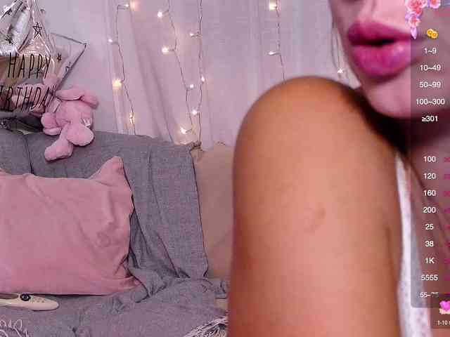 Miss_Milka webcam