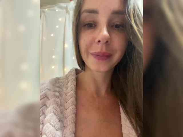 Miss_Milka webcam