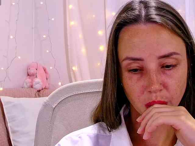 Miss_Milka webcam