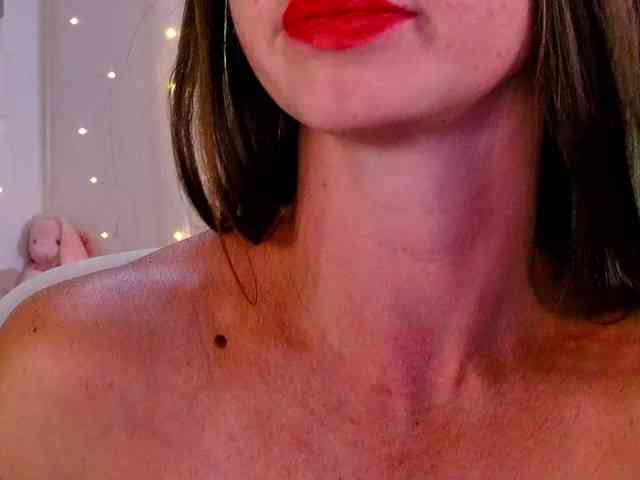 Miss_Milka webcam