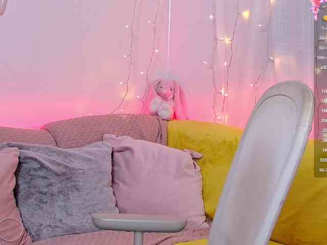 Miss_Milka webcam