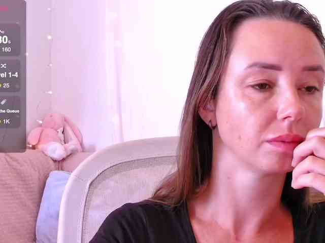 Miss_Milka webcam