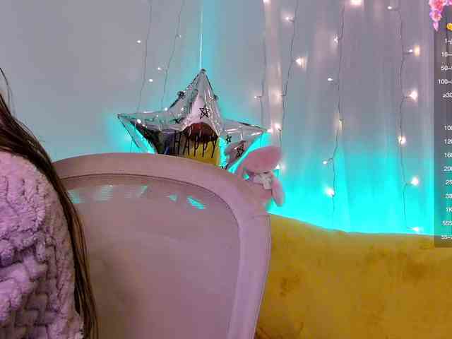 Miss_Milka webcam