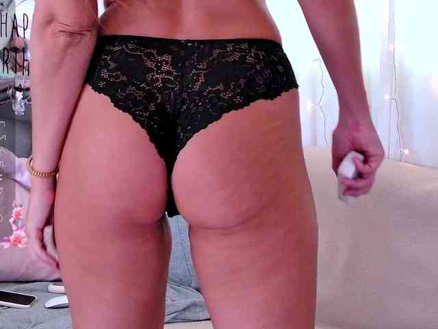 Miss_Milka webcam