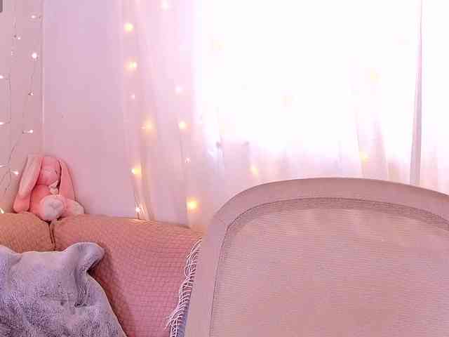 Miss_Milka webcam