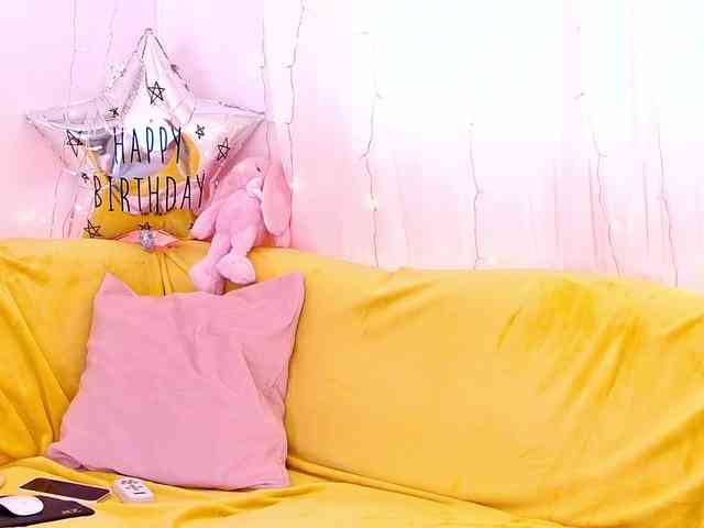 Miss_Milka webcam