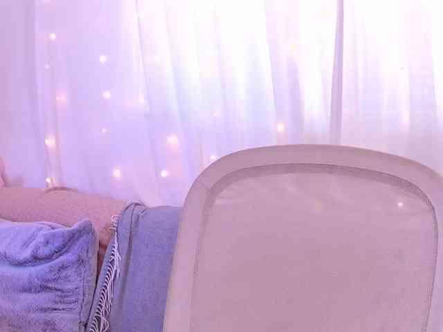 Miss_Milka webcam