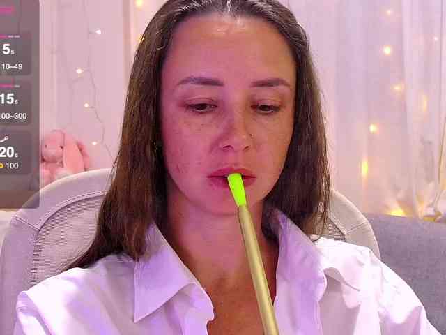 Miss_Milka webcam