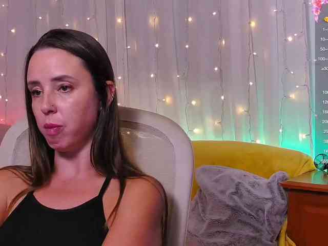 Miss_Milka webcam