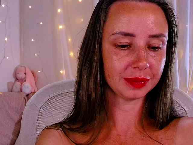 Miss_Milka webcam