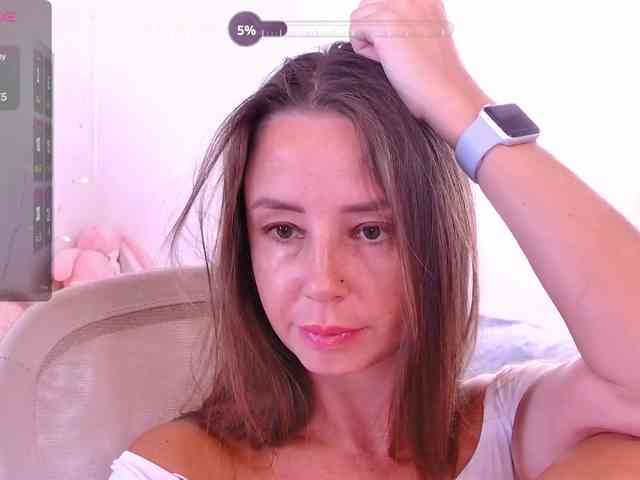 Miss_Milka webcam