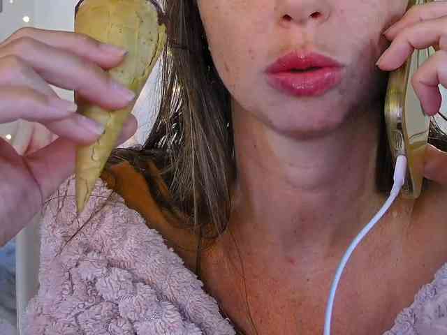 Miss_Milka webcam