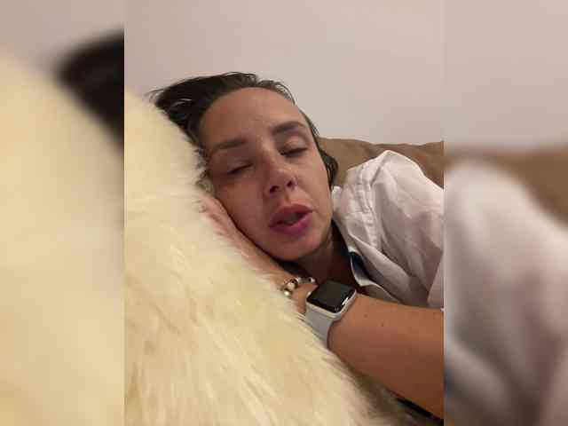 Miss_Milka webcam